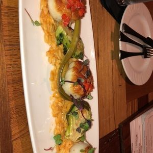 Meet your Posher, Eli